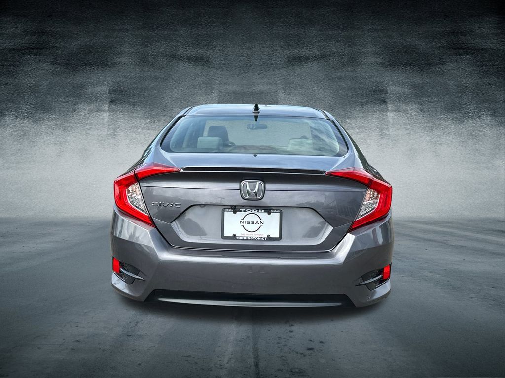 2018 Honda Civic EX-T photo 3