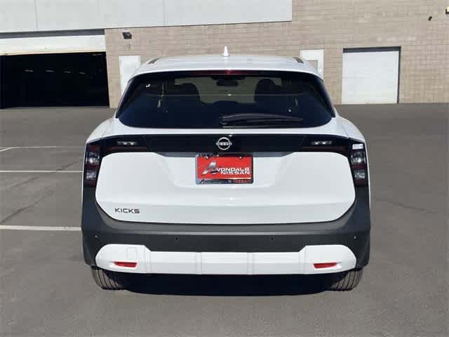 2025 Nissan Kicks SV photo 4