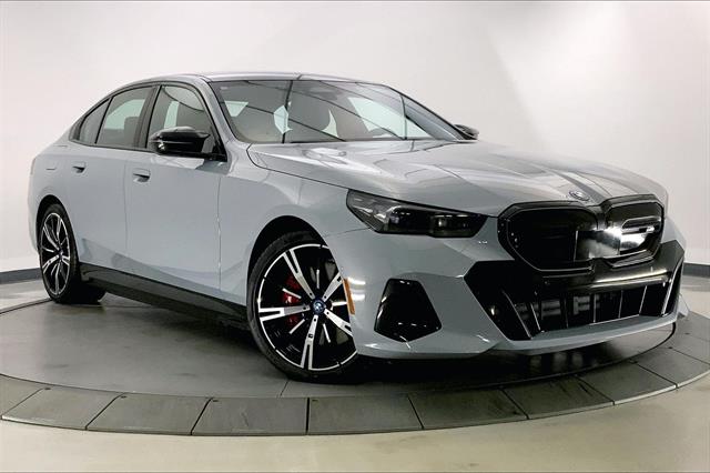 2024 BMW i5 M60's photo