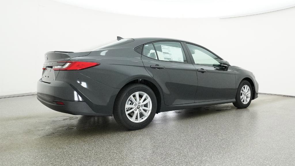 2026 Toyota Camry LE photo 21
