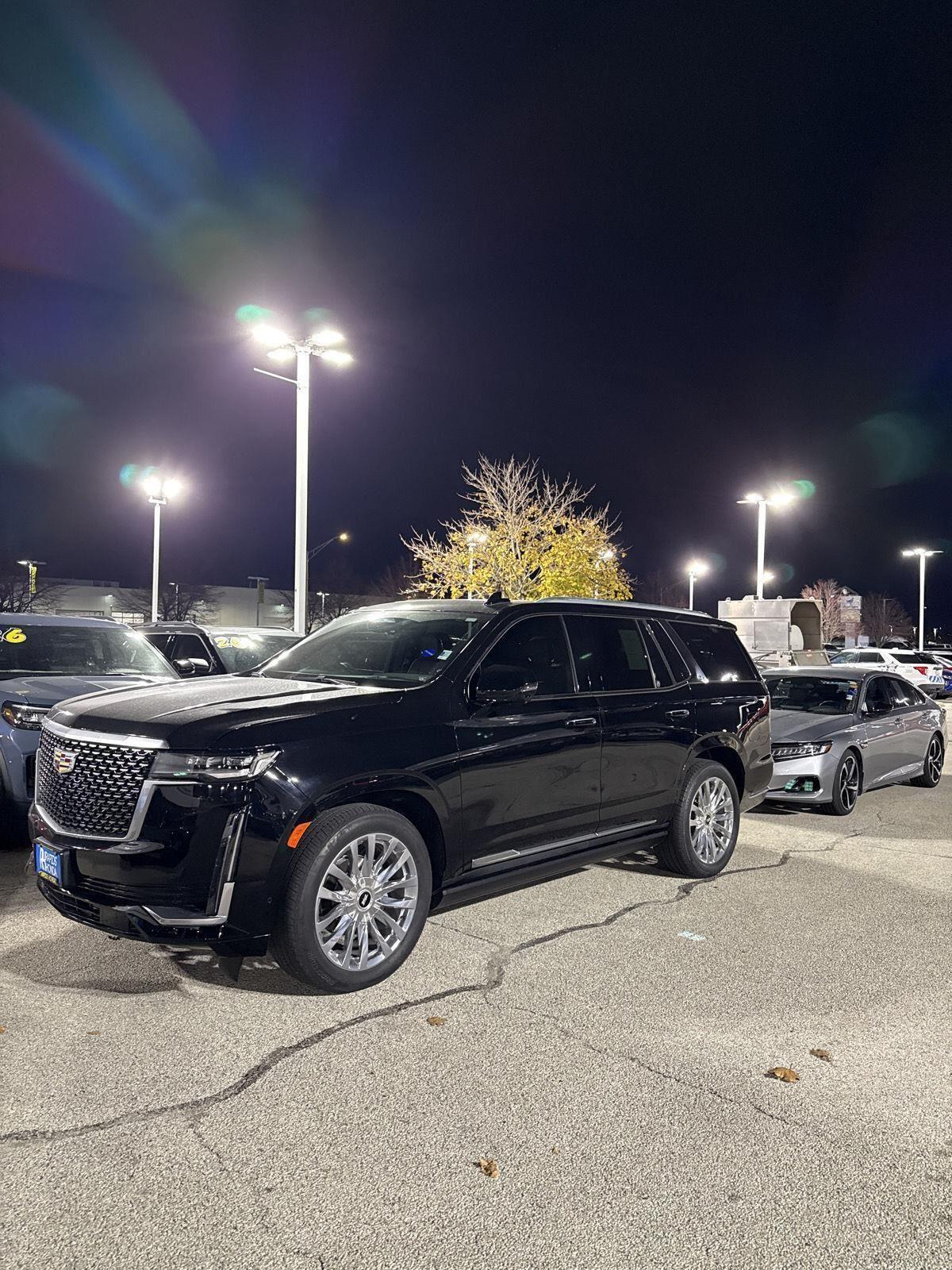 2023 Cadillac Escalade Premium Luxury's photo