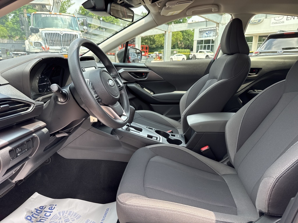 2025 Subaru Impreza Base photo 19