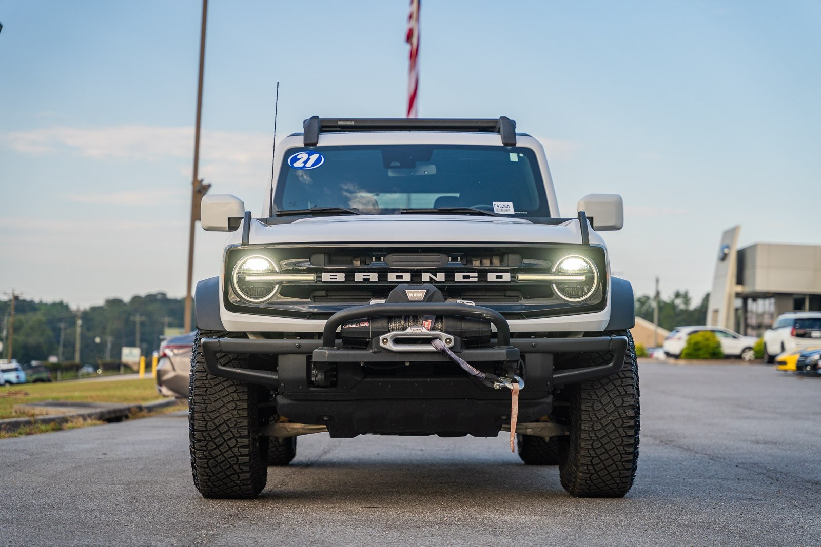 2021 Ford Bronco Outer Banks photo 2