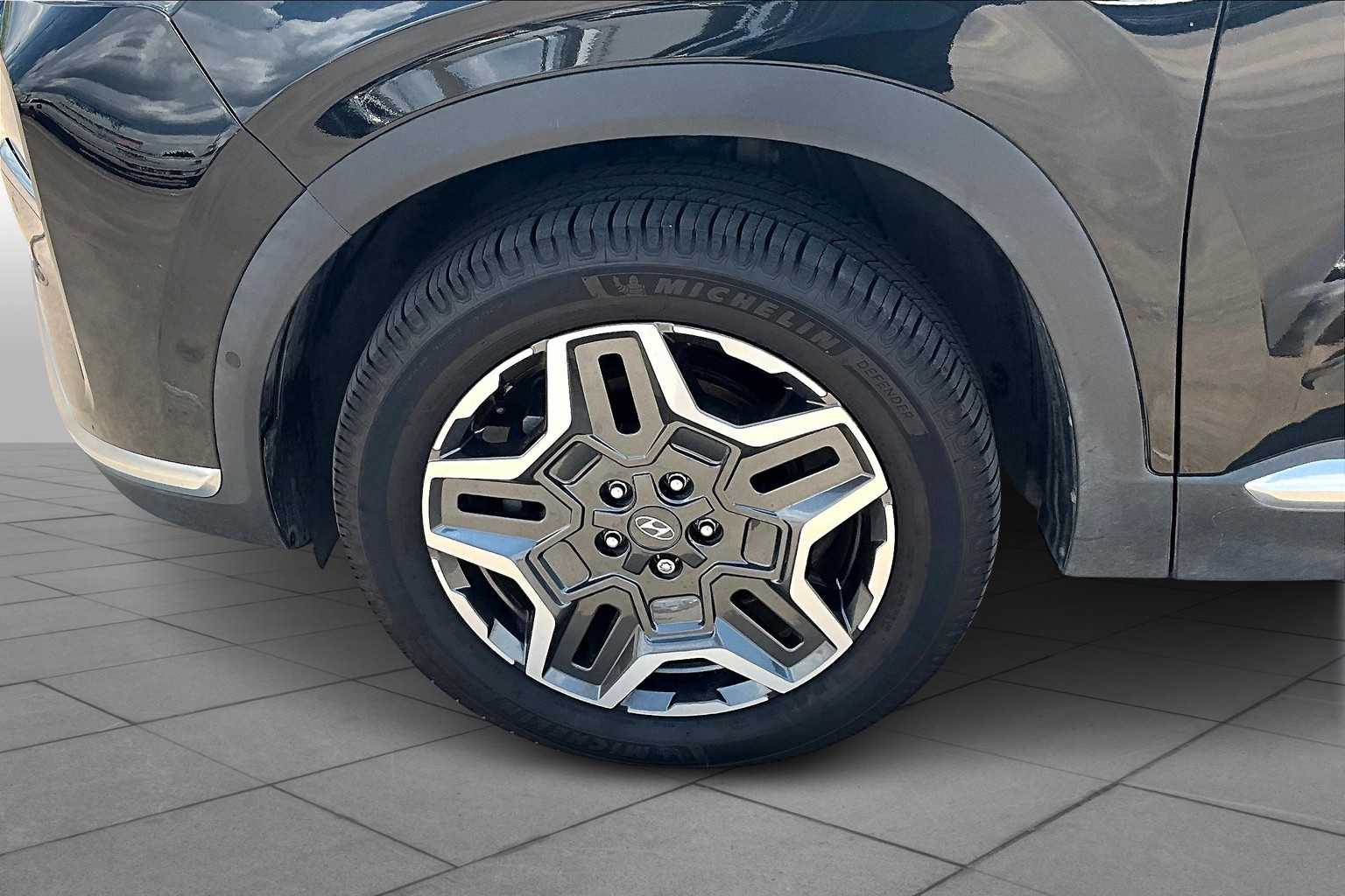 2022 Hyundai Santa Fe Limited Sport photo 10