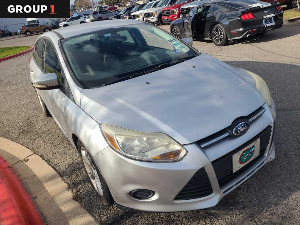 2013 Ford Focus SE's photo