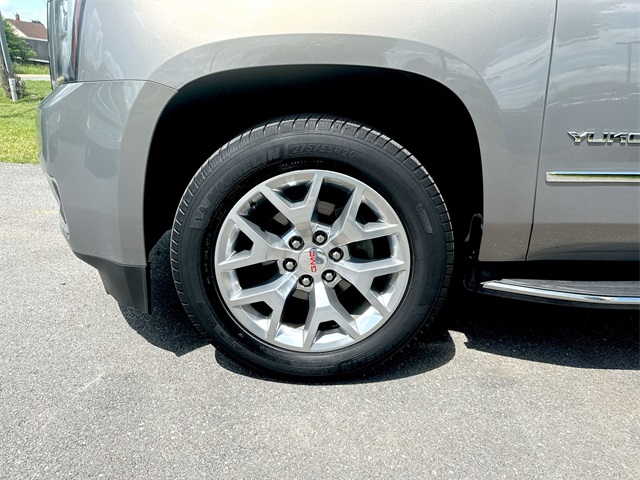 2019 Gmc Yukon SLT photo 13
