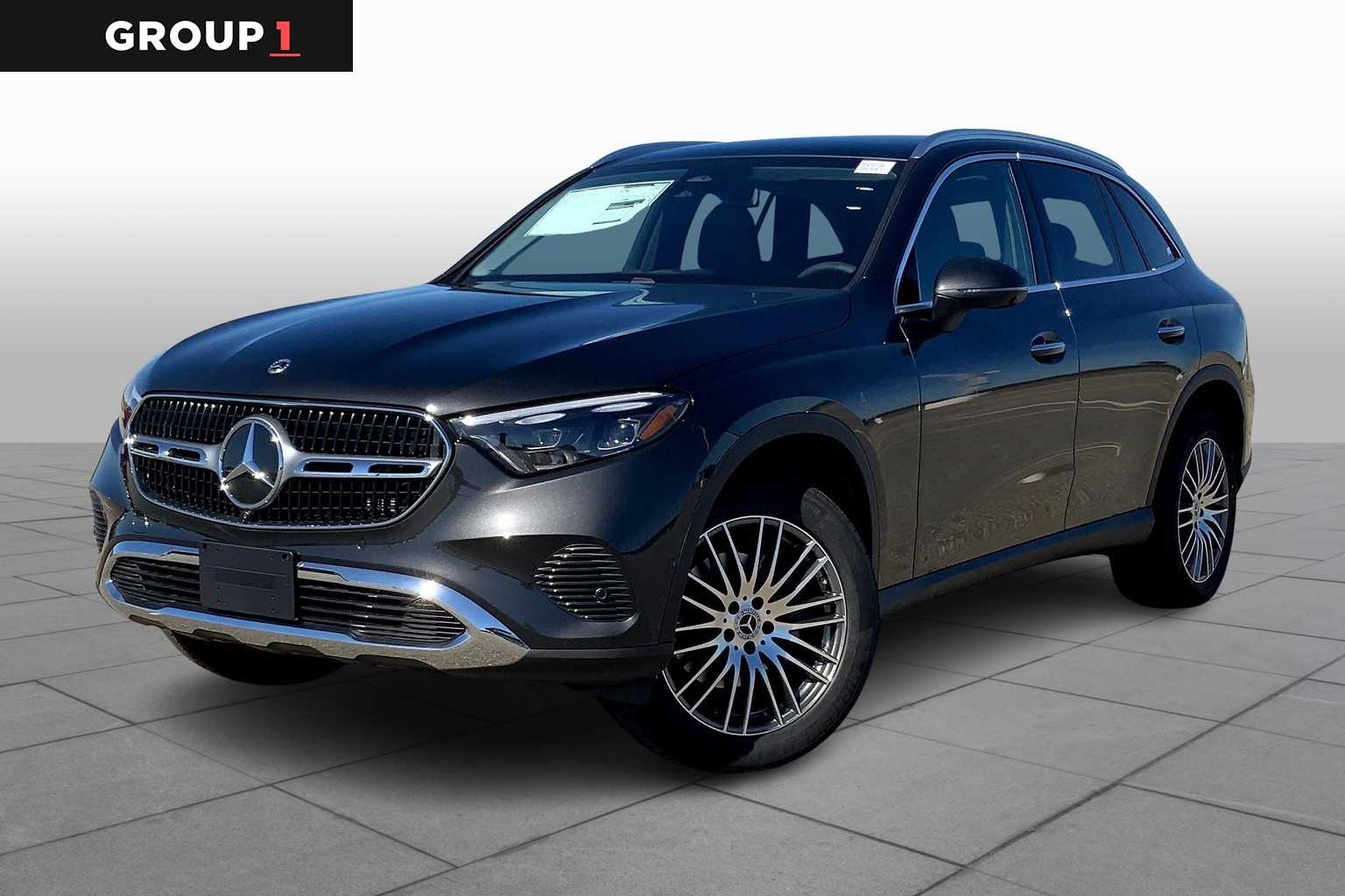 2026 Mercedes-Benz GLC Base's photo