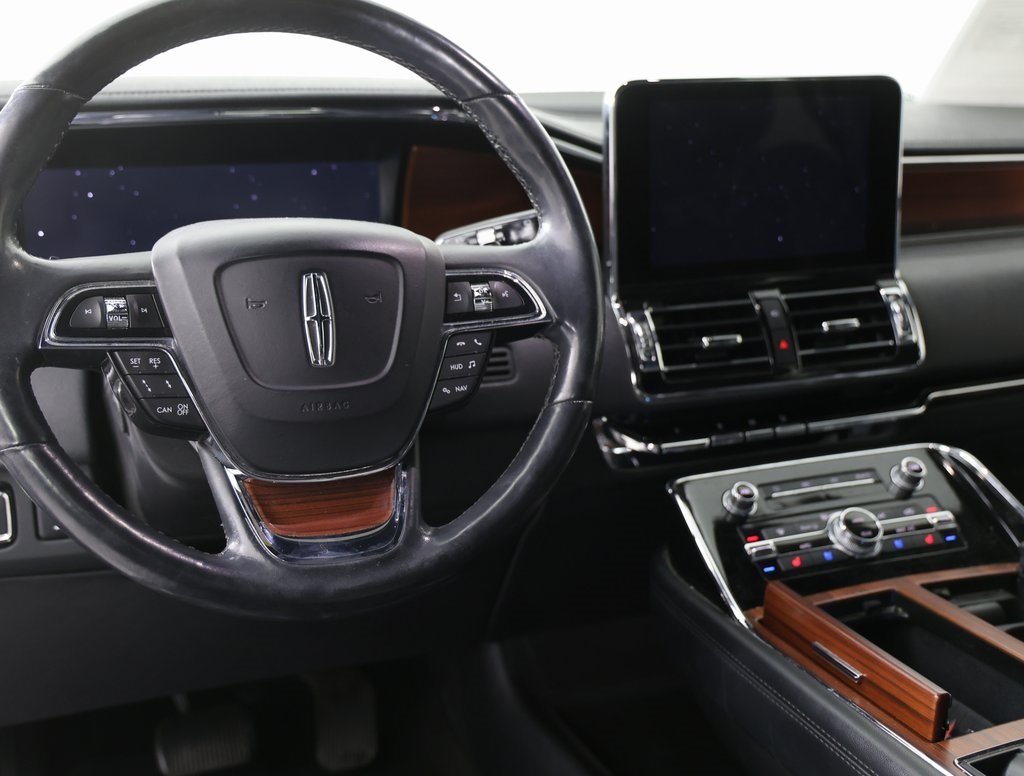 2021 Lincoln Navigator Reserve photo 3