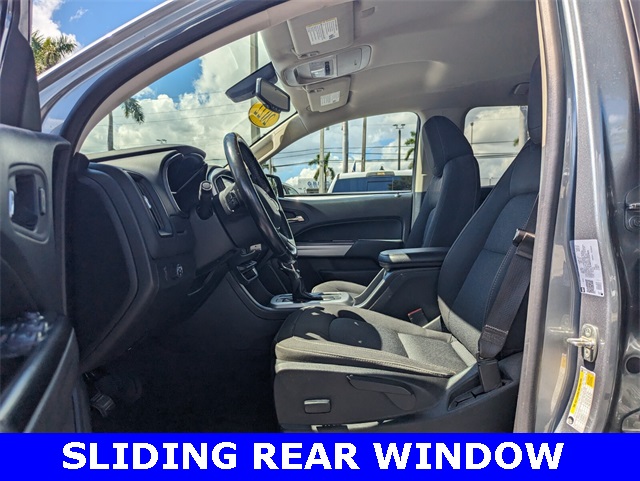 2022 Chevrolet Colorado LT photo 3