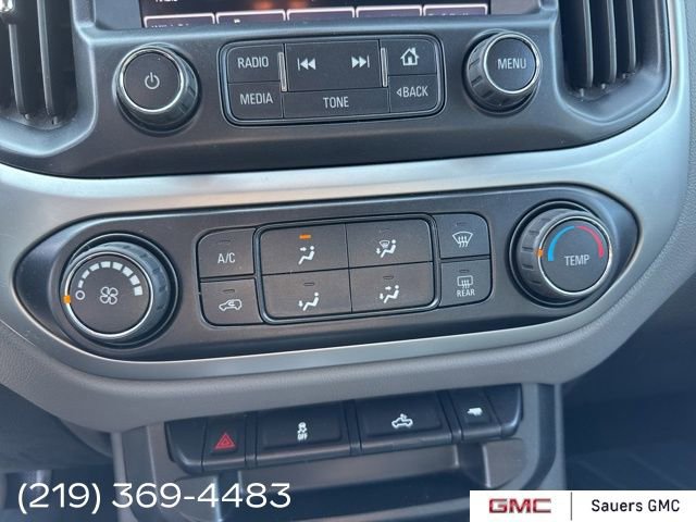2016 Chevrolet Colorado LT photo 12