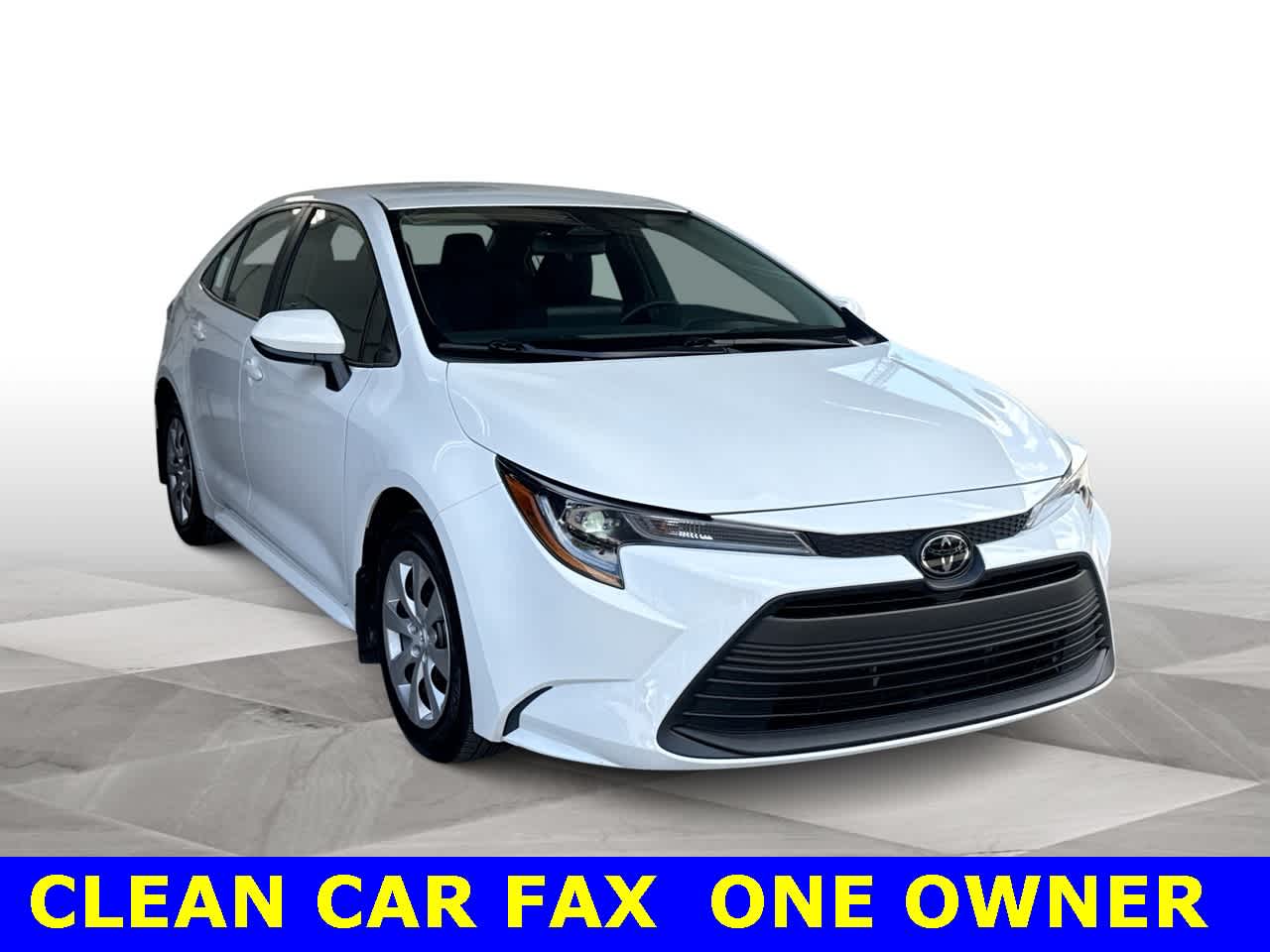 Used 2024 Toyota Corolla LE with VIN 5YFB4MDE6RP206050 for sale in Miami Gardens, FL