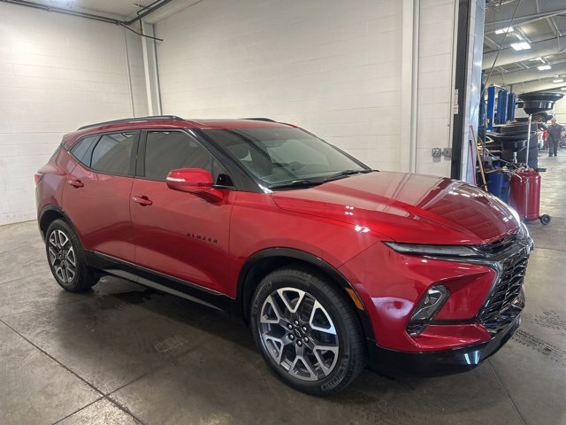 2023 Chevrolet Blazer RS photo 3