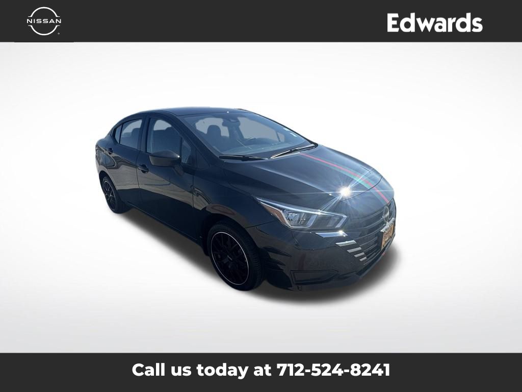 2024 Nissan Versa 1.6 S photo 4
