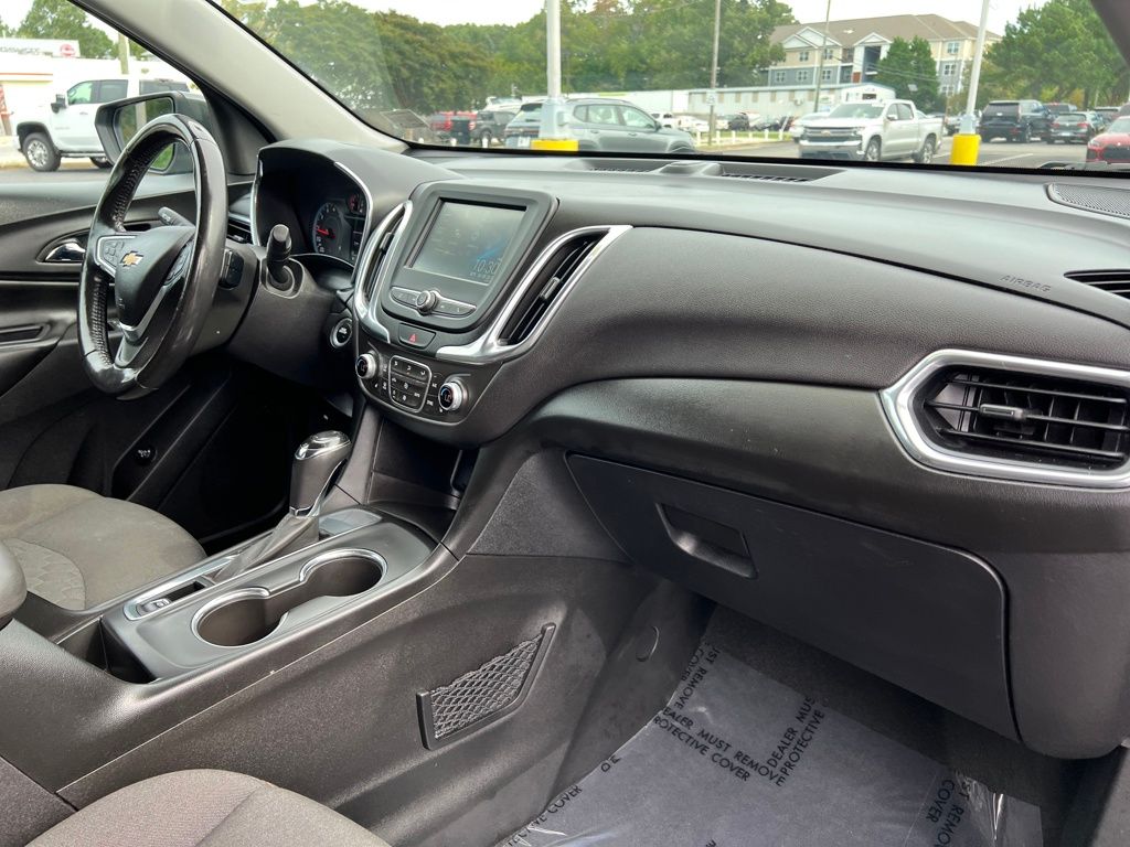 2018 Chevrolet Equinox LT photo 29