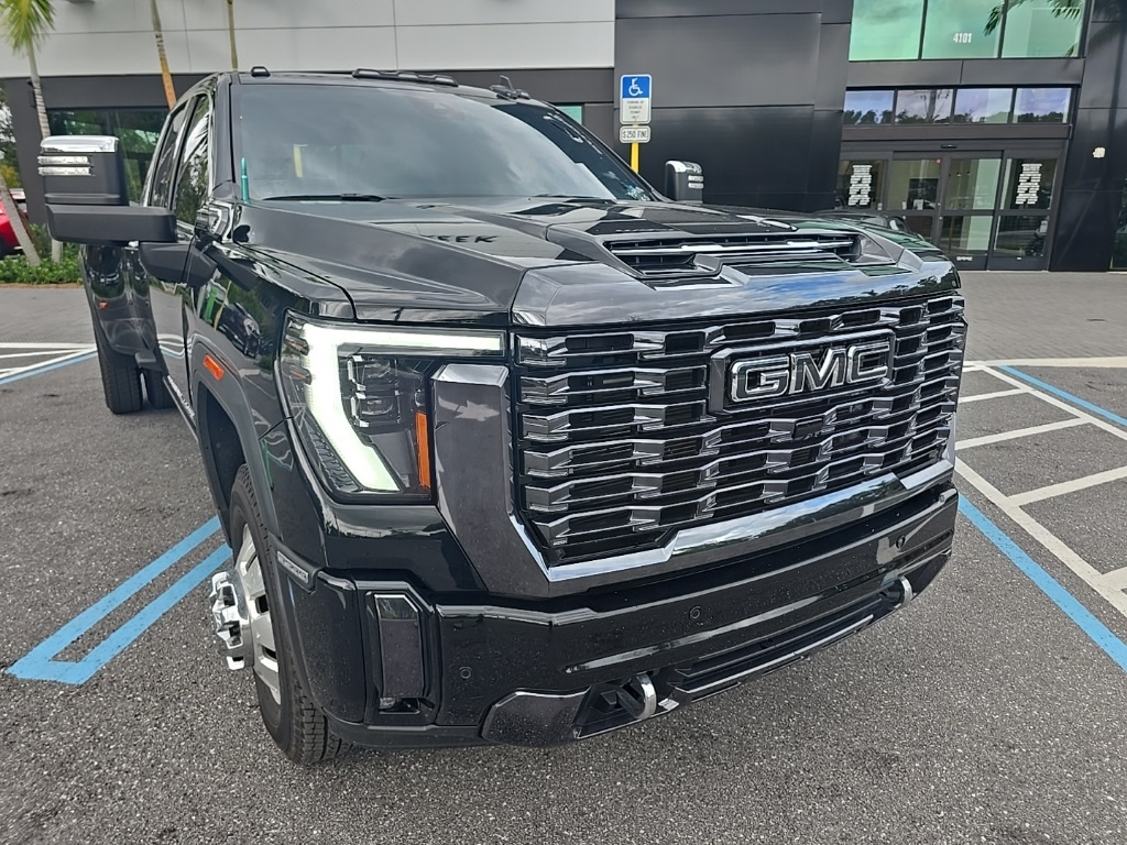 2024 Gmc Sierra HD Denali Ultimate photo 16