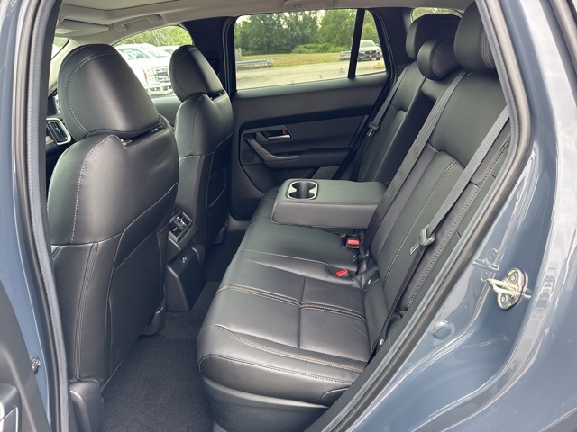 2025 Mazda CX-50 Premium photo 7