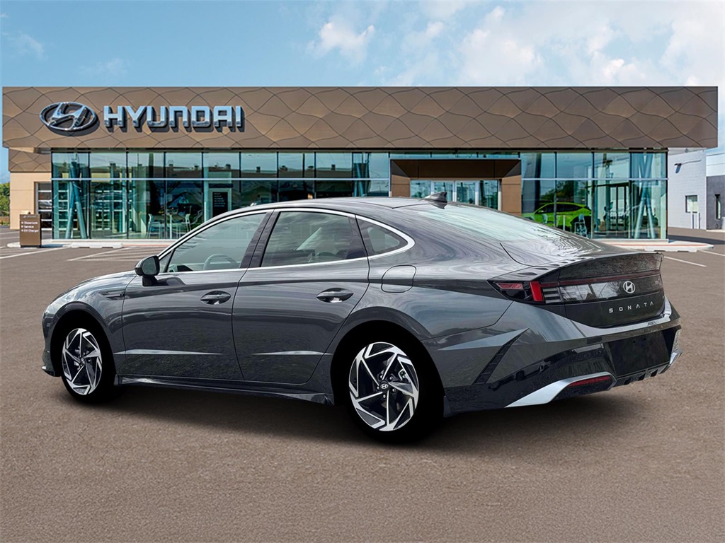 2026 Hyundai Sonata SEL Sport photo 4