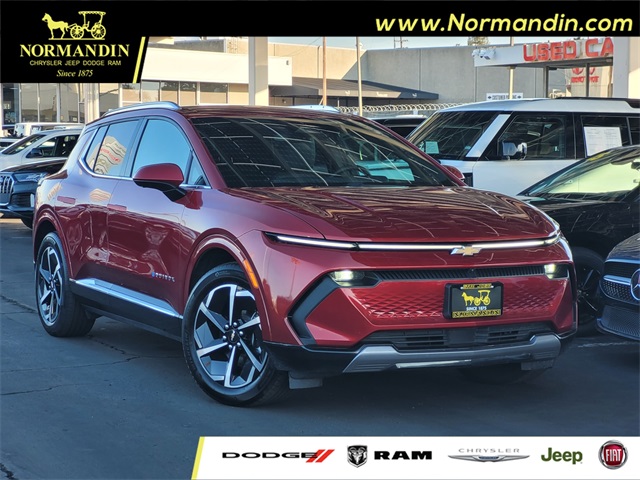 2025 Chevrolet Equinox EV LT's photo