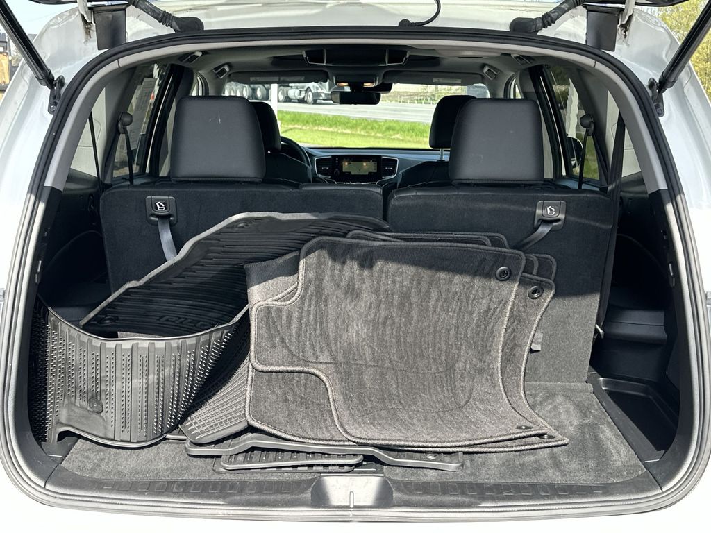 2022 Honda Pilot Touring photo 32