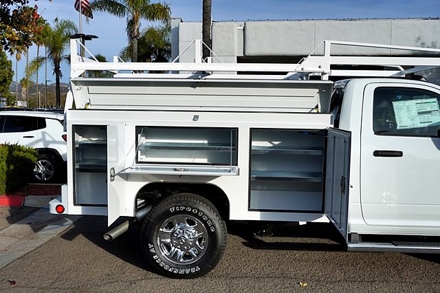 New 2024 Bright White Clear-Coat Exterior Paint RAM Tradesman image 11