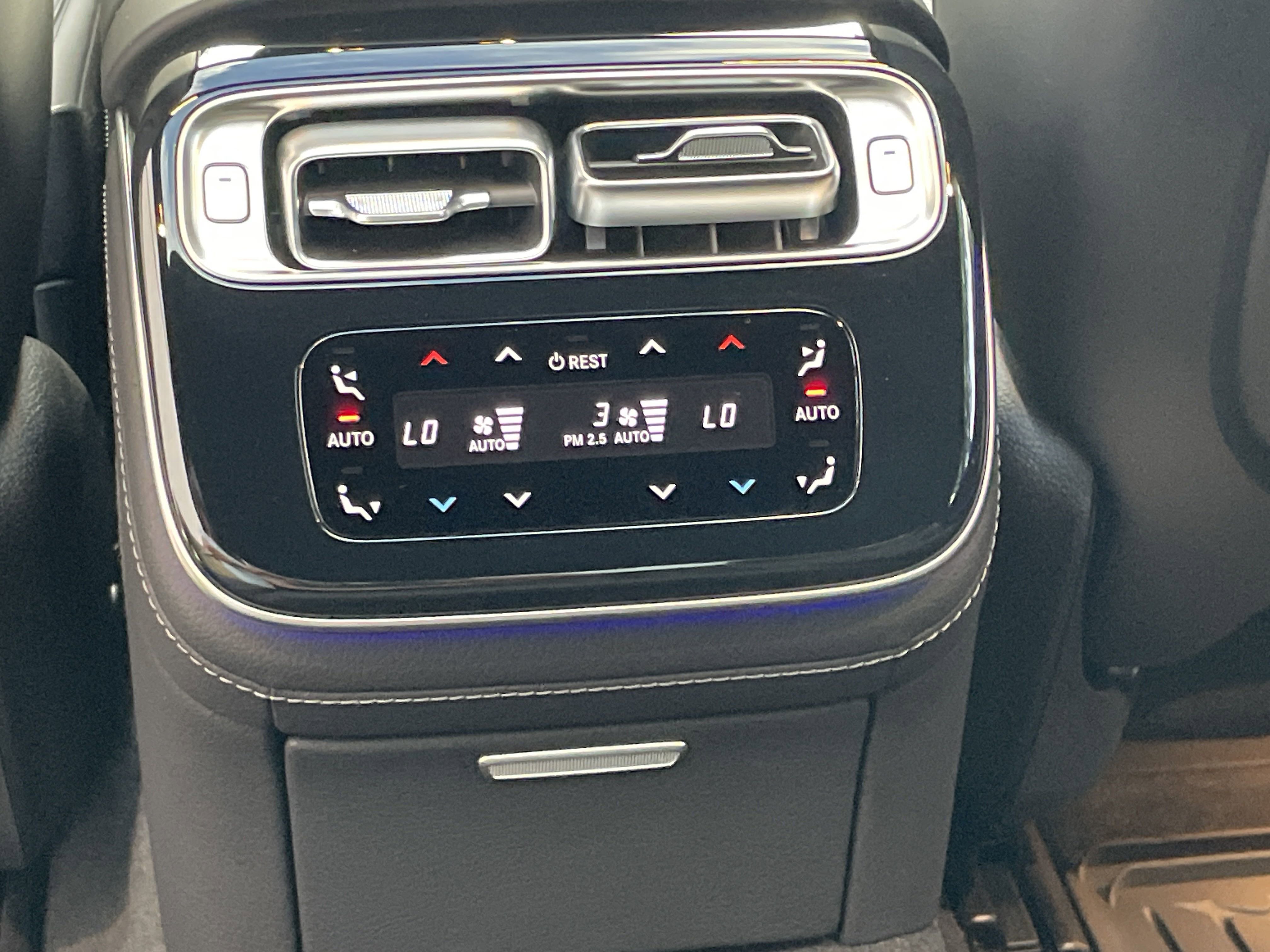 2025 Mercedes Benz S 580 4MATIC photo 21