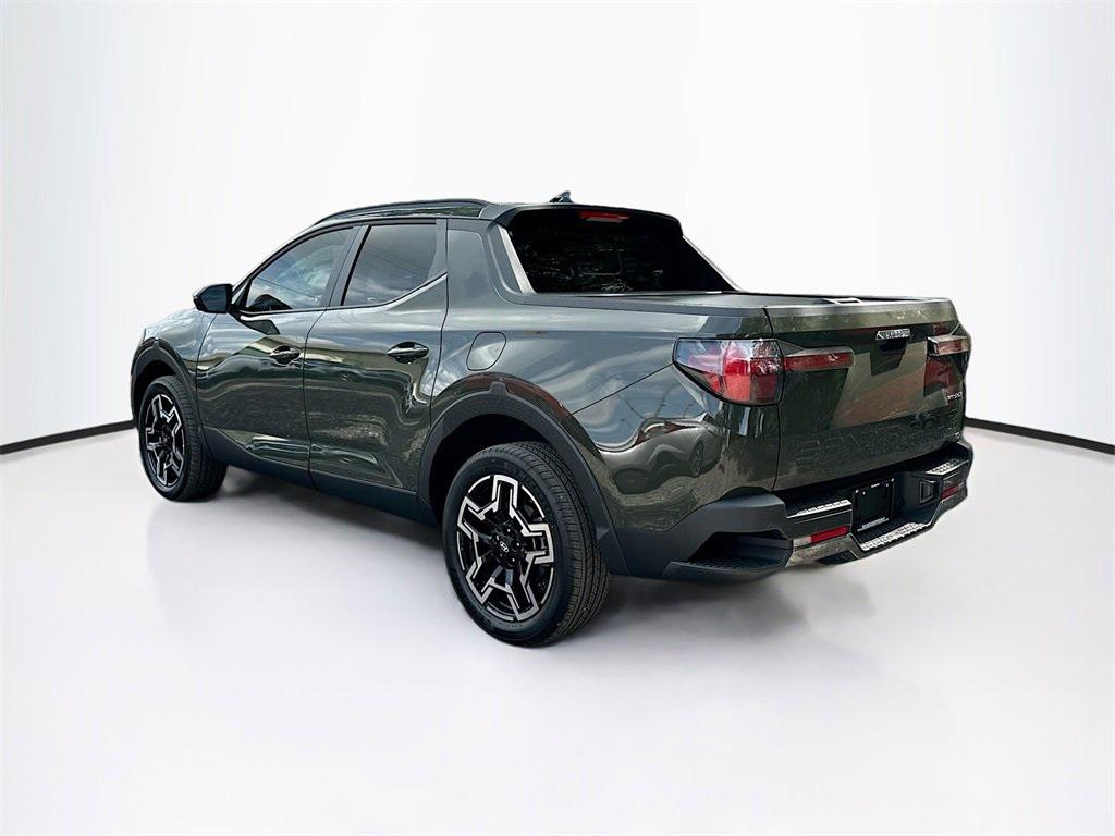 2025 Hyundai Santa Cruz Limited photo 2