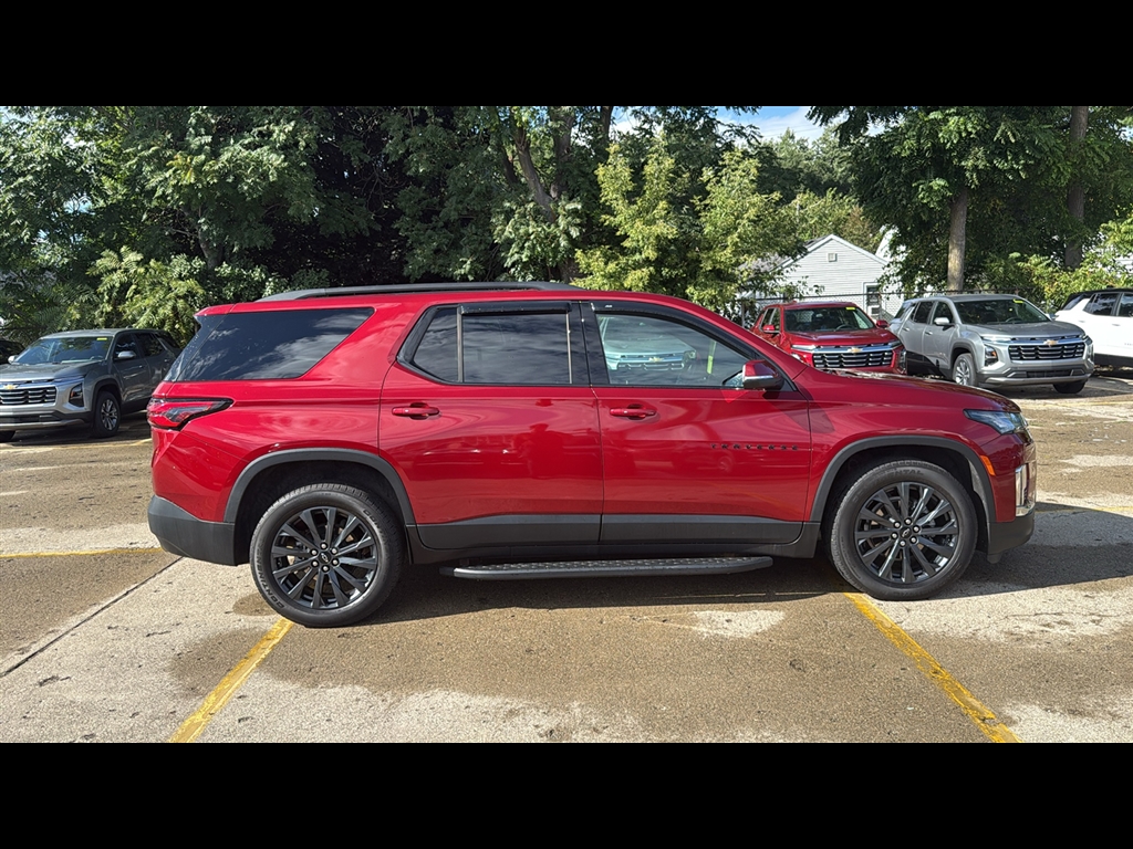 2023 Chevrolet Traverse RS photo 5