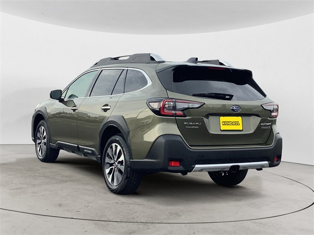 2025 Subaru Outback Touring XT photo 2