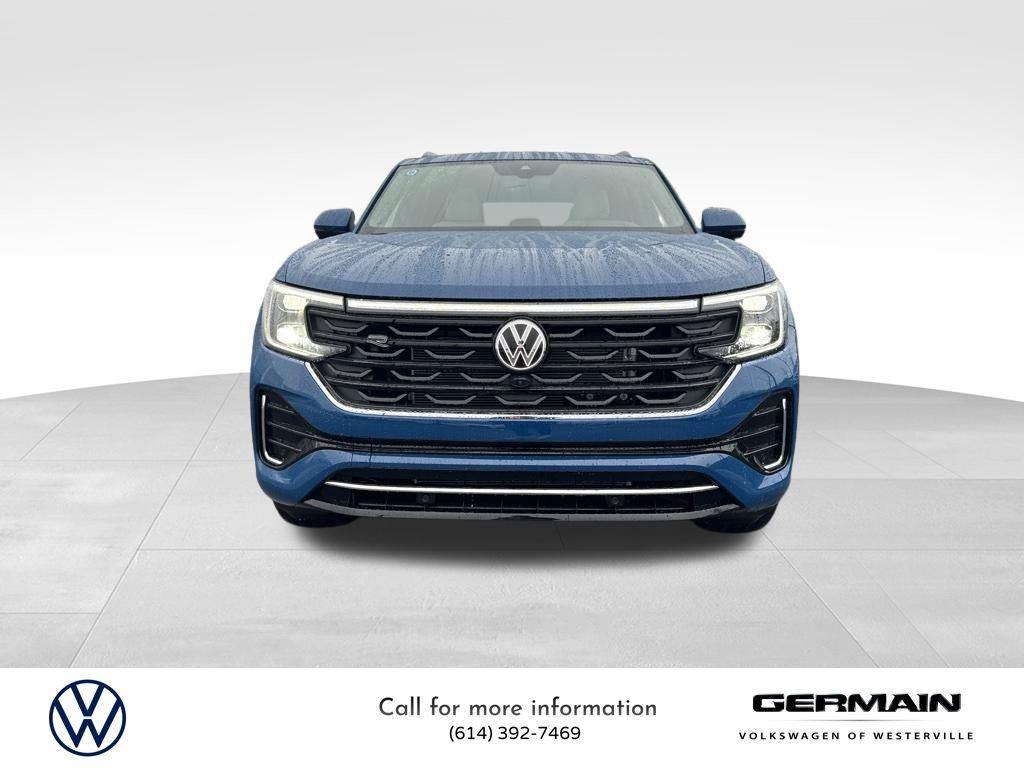 2025 Volkswagen Atlas Cross Sport SEL Premium R-Line photo 2