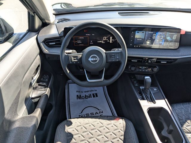 2026 Nissan Kicks SV photo 13
