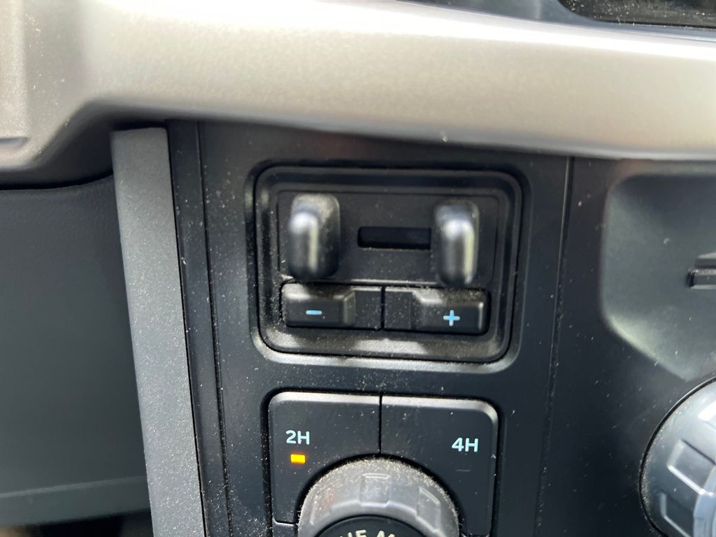 2021 Ford F-150 XLT photo 27