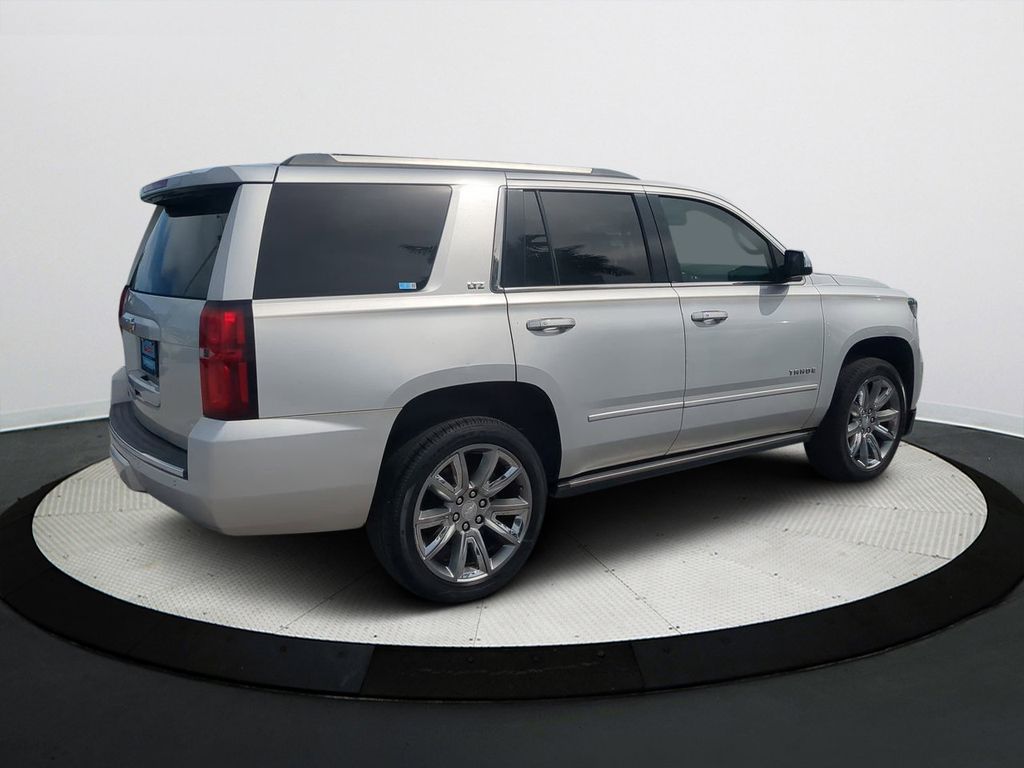 2016 Chevrolet Tahoe LTZ photo 4