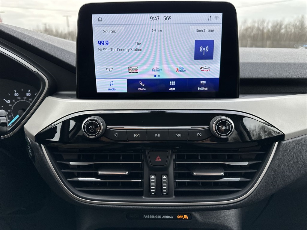 2022 Ford Escape SE photo 3