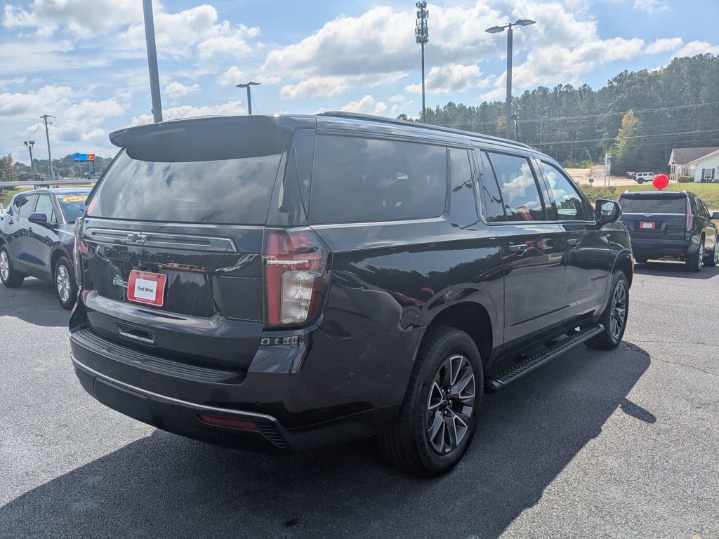 2022 Chevrolet Suburban Z71 photo 4