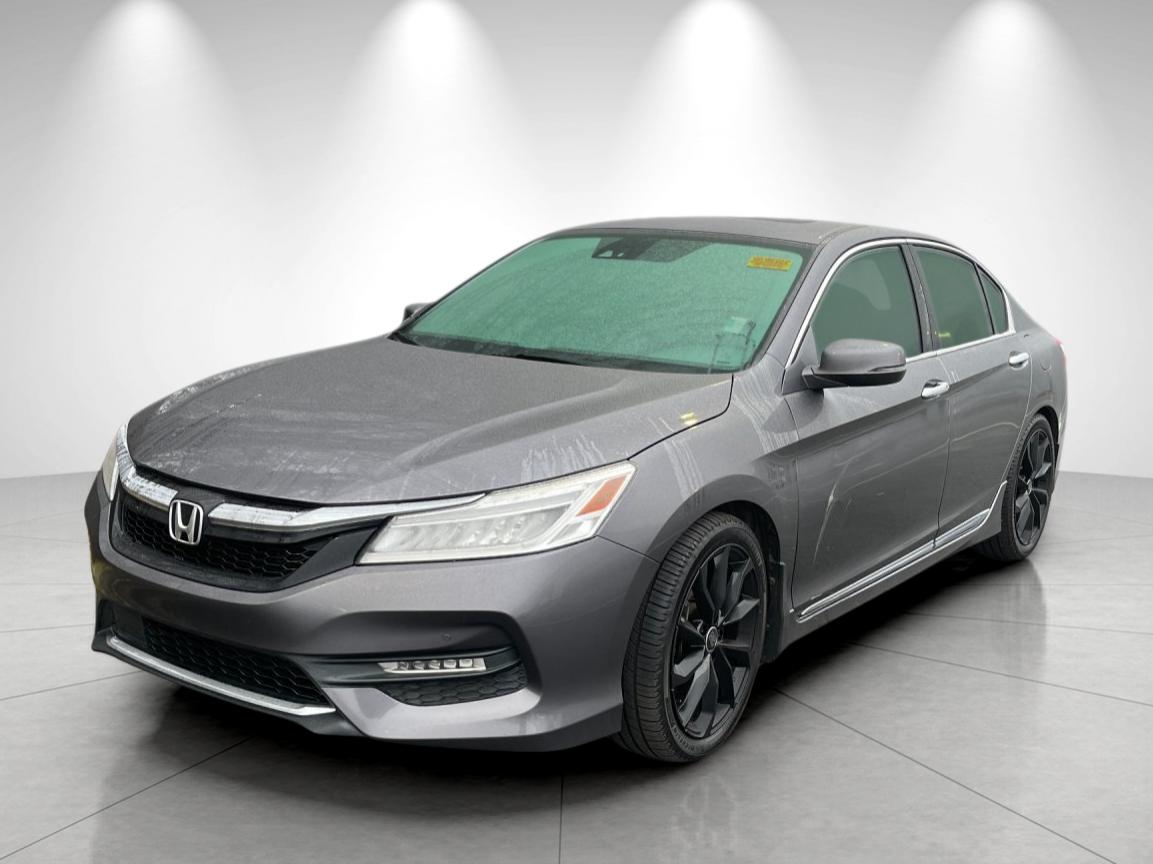 2016 Honda Accord Touring's photo
