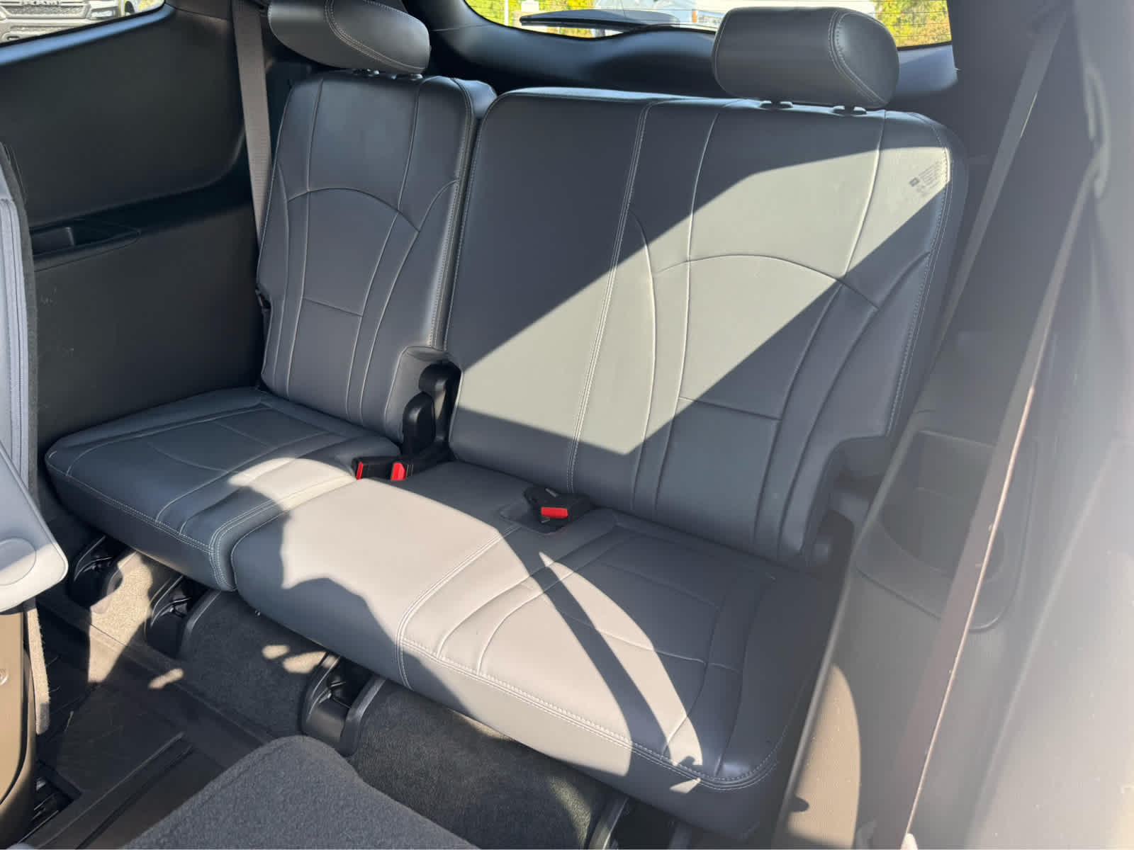 2024 Buick Enclave Essence photo 15