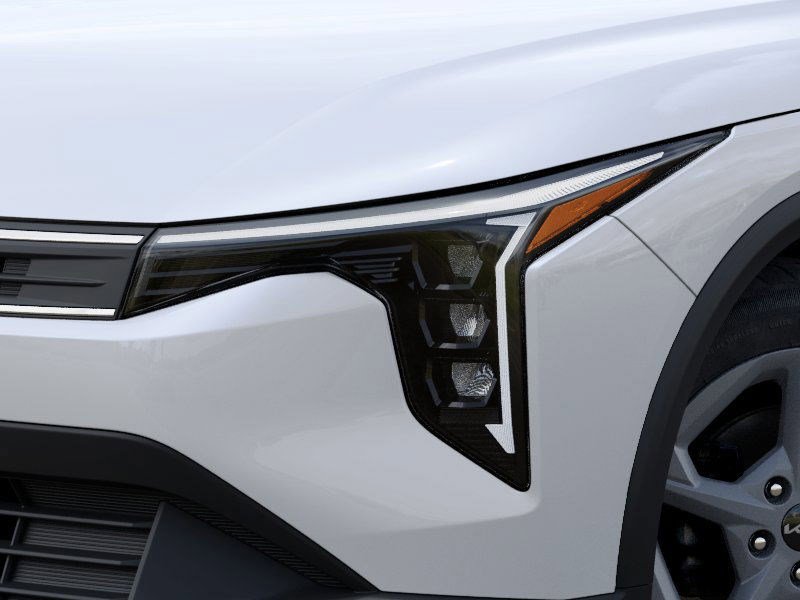 2025 Kia K4 LXS photo 9