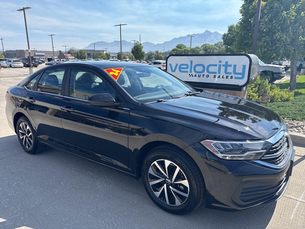 2024 Volkswagen Jetta S's photo