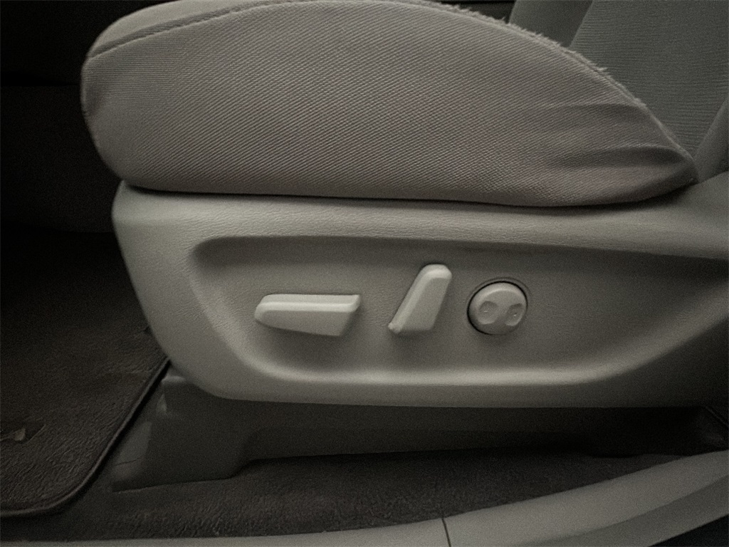 2015 Kia Sedona LX photo 7