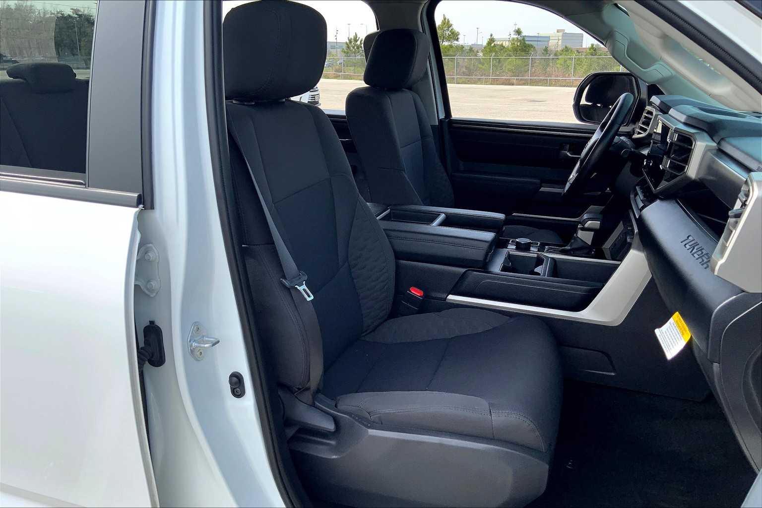 2024 Toyota Tundra SR5 photo 15