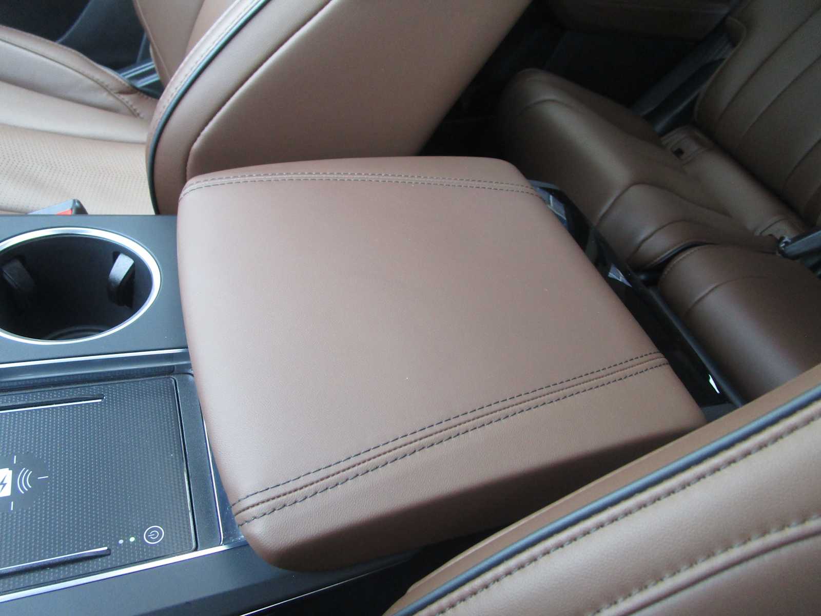 2024 Acura MDX SH-AWD Advance photo 23
