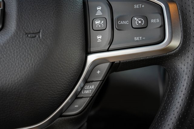 2025 Ram 2500 Tradesman photo 18