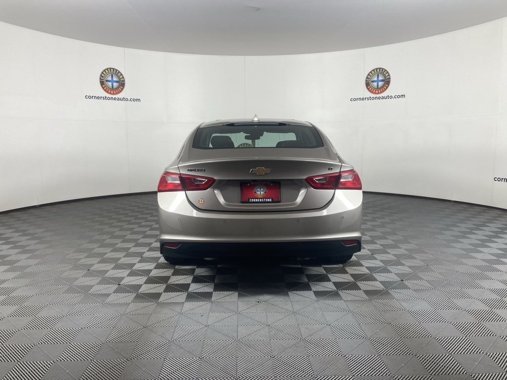 2024 Chevrolet Malibu 1LT photo 4