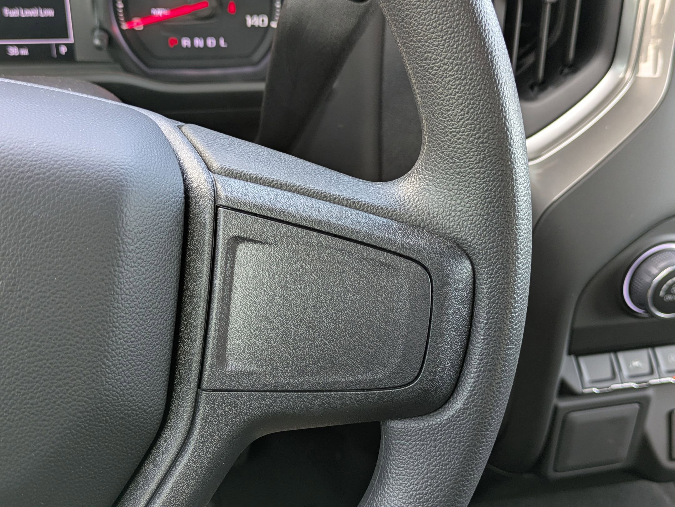 2025 Chevrolet Silverado 1500 Custom photo 23