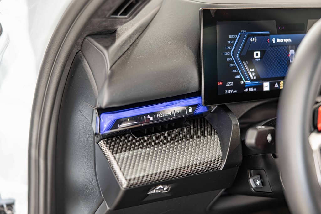 2025 BMW M5 - Image 21