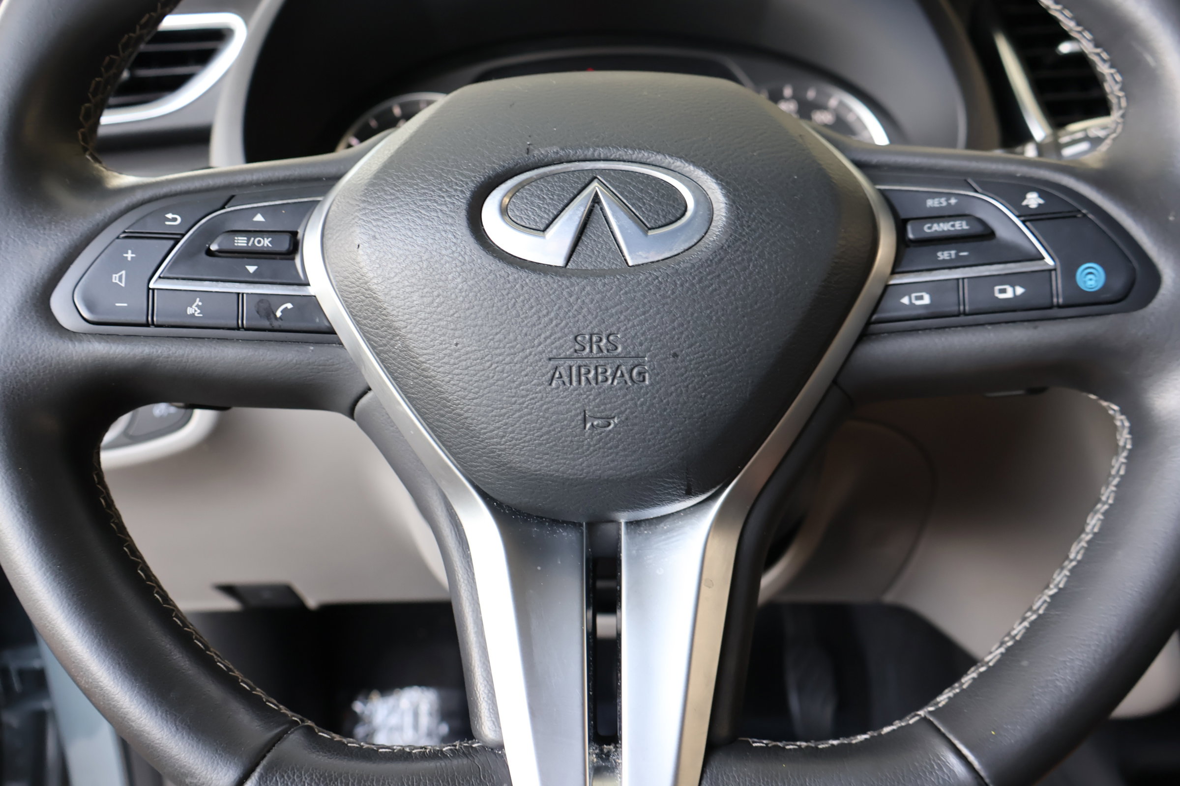 2024 Infiniti QX50 Luxe photo 25