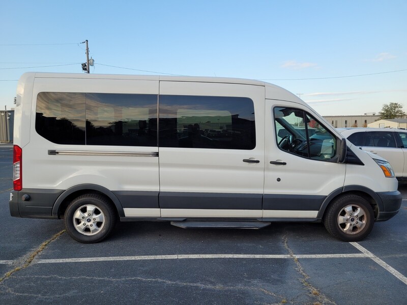 2018 Ford Transit XLT photo 2
