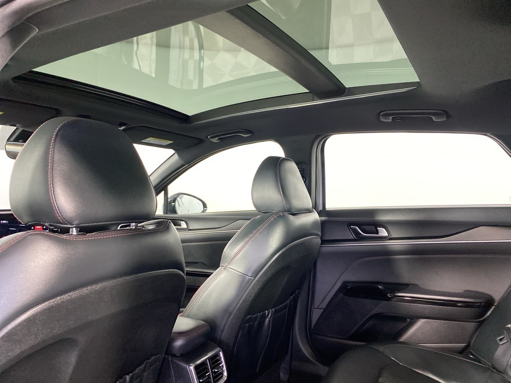 2024 Kia K5 GT photo 21
