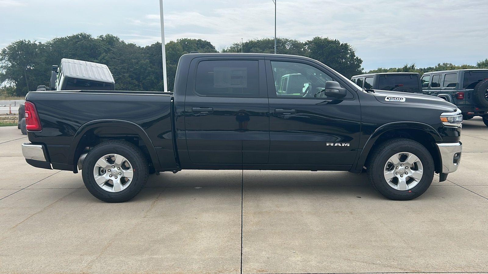 2025 Ram 1500 Big Horn Lone Star photo 2