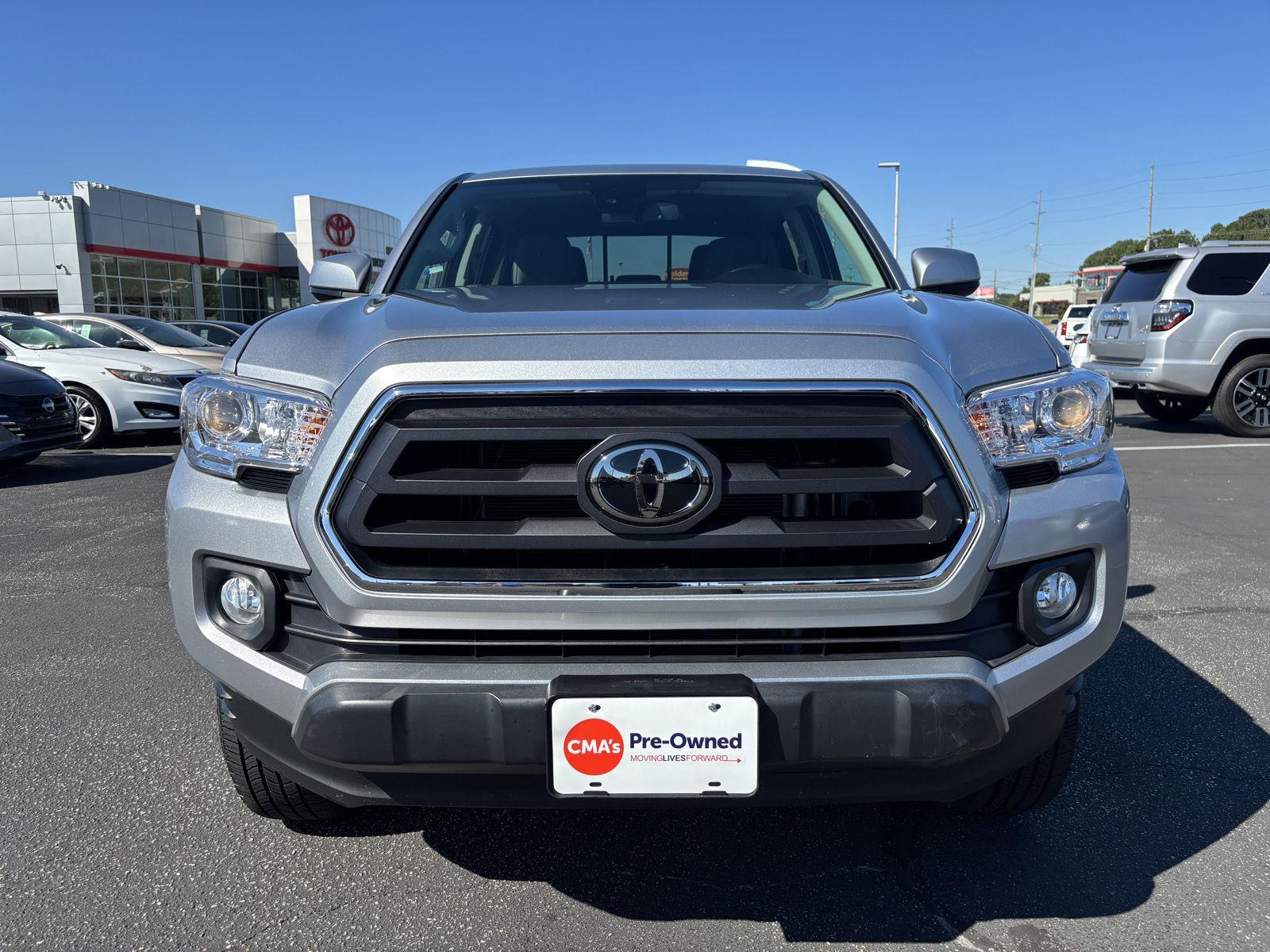 2022 Toyota Tacoma SR5 V6 photo 2
